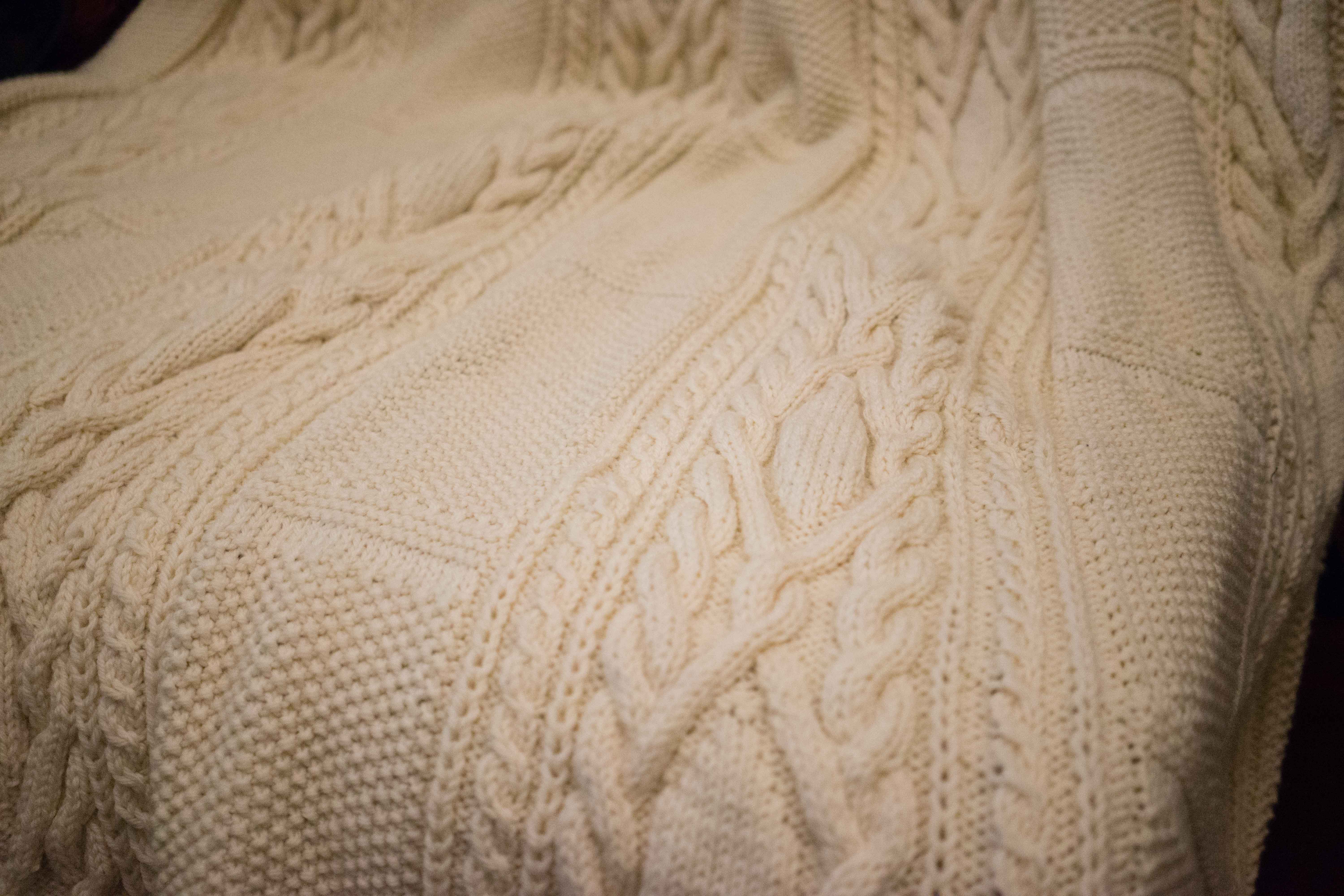 Bergere de France Cable Blanket